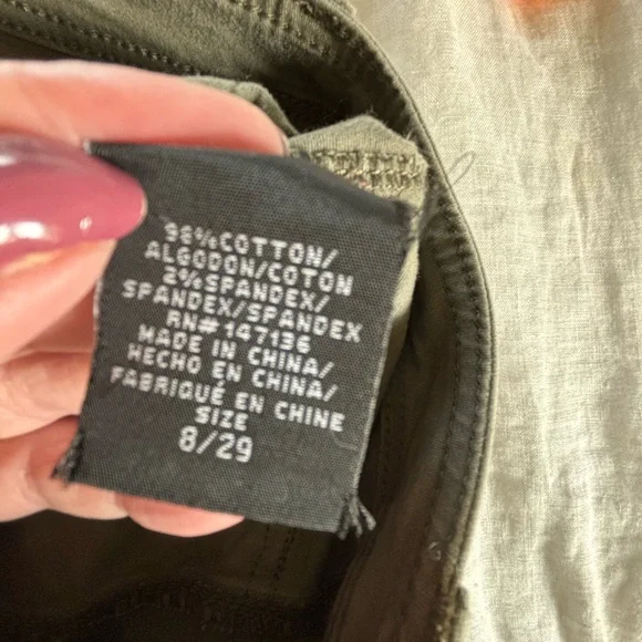 1822 Olive Green Wide Leg Cargo Pants Sz 8/29 - Picture 10 of 12